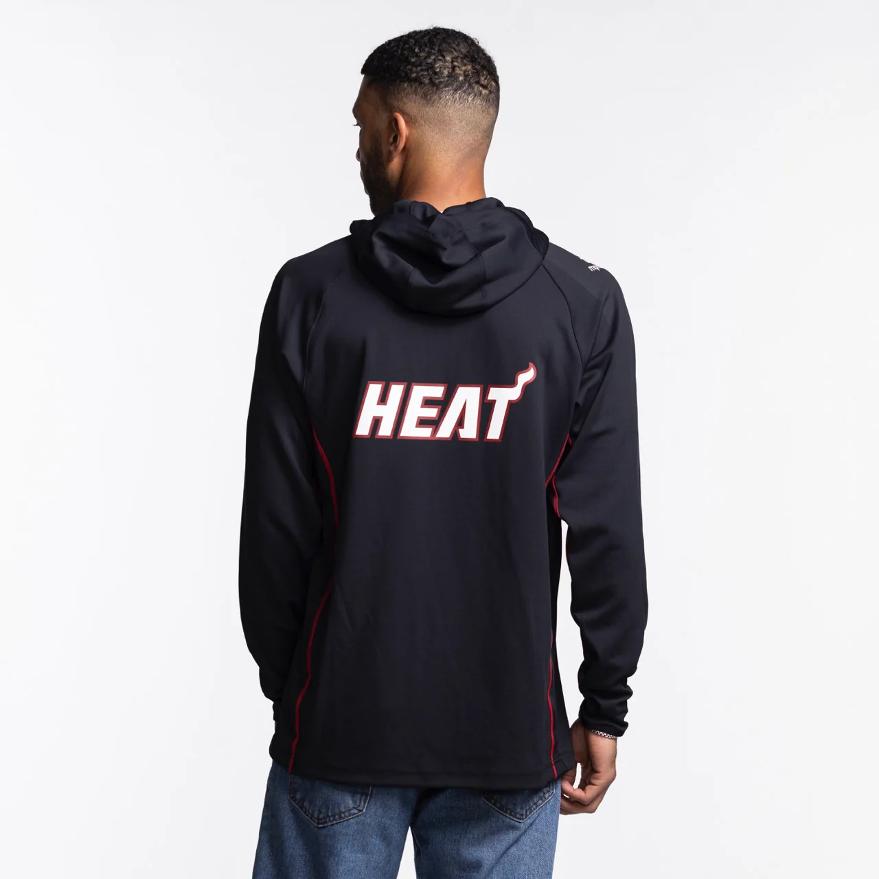 Nike Miami HEAT On-Court 1/4 Zip Hoodie 2 Nike Miami HEAT On-Court 1/4 Zip Hoodie