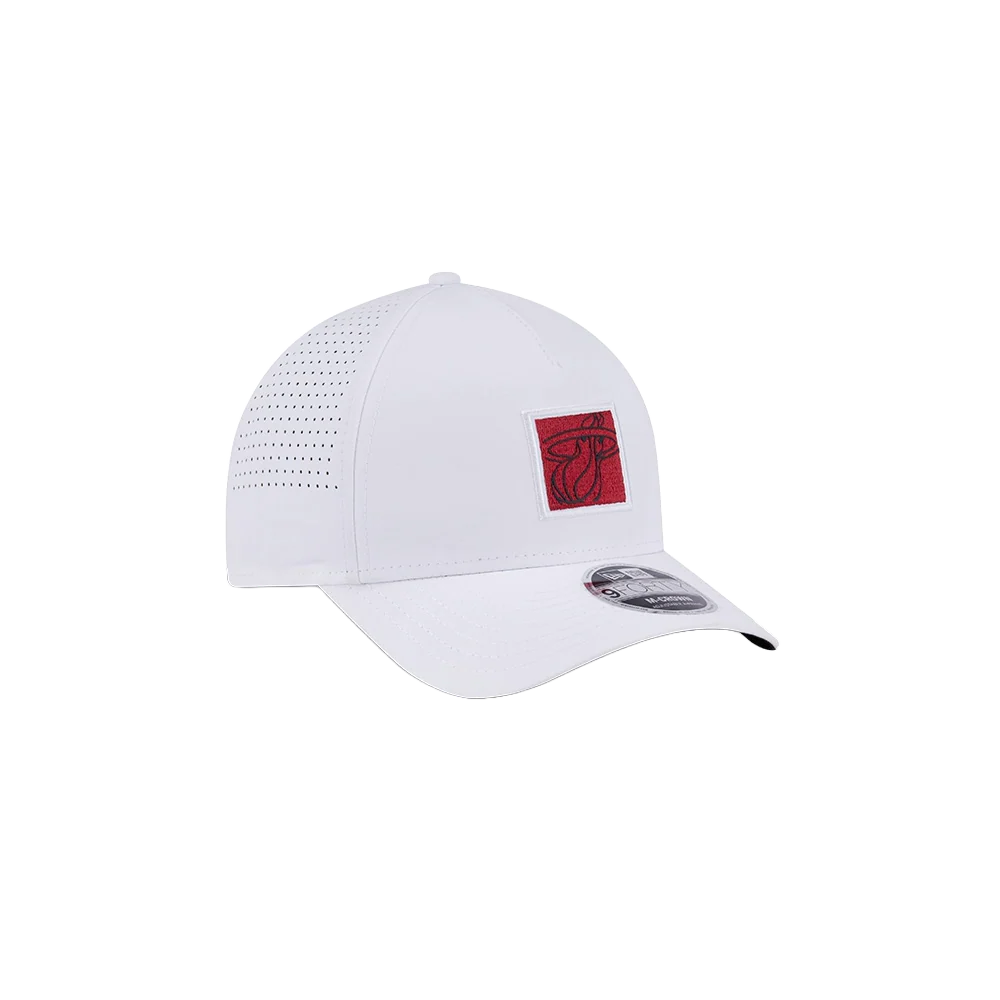 New Era Miami HEAT Logo Patch Snapback 5 New Era Miami HEAT Logo Patch Snapback