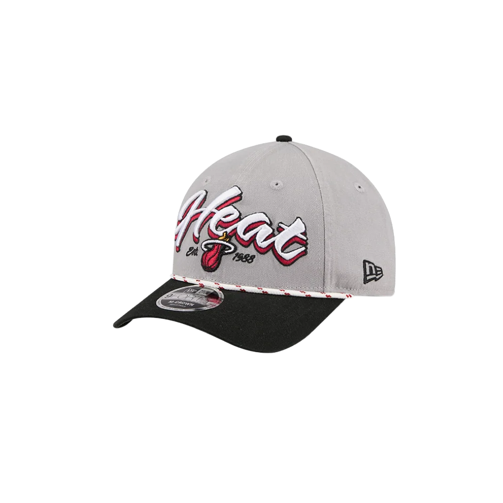 New Era Miami HEAT Loyal Team Snapback 3 New Era Miami HEAT Loyal Team Snapback