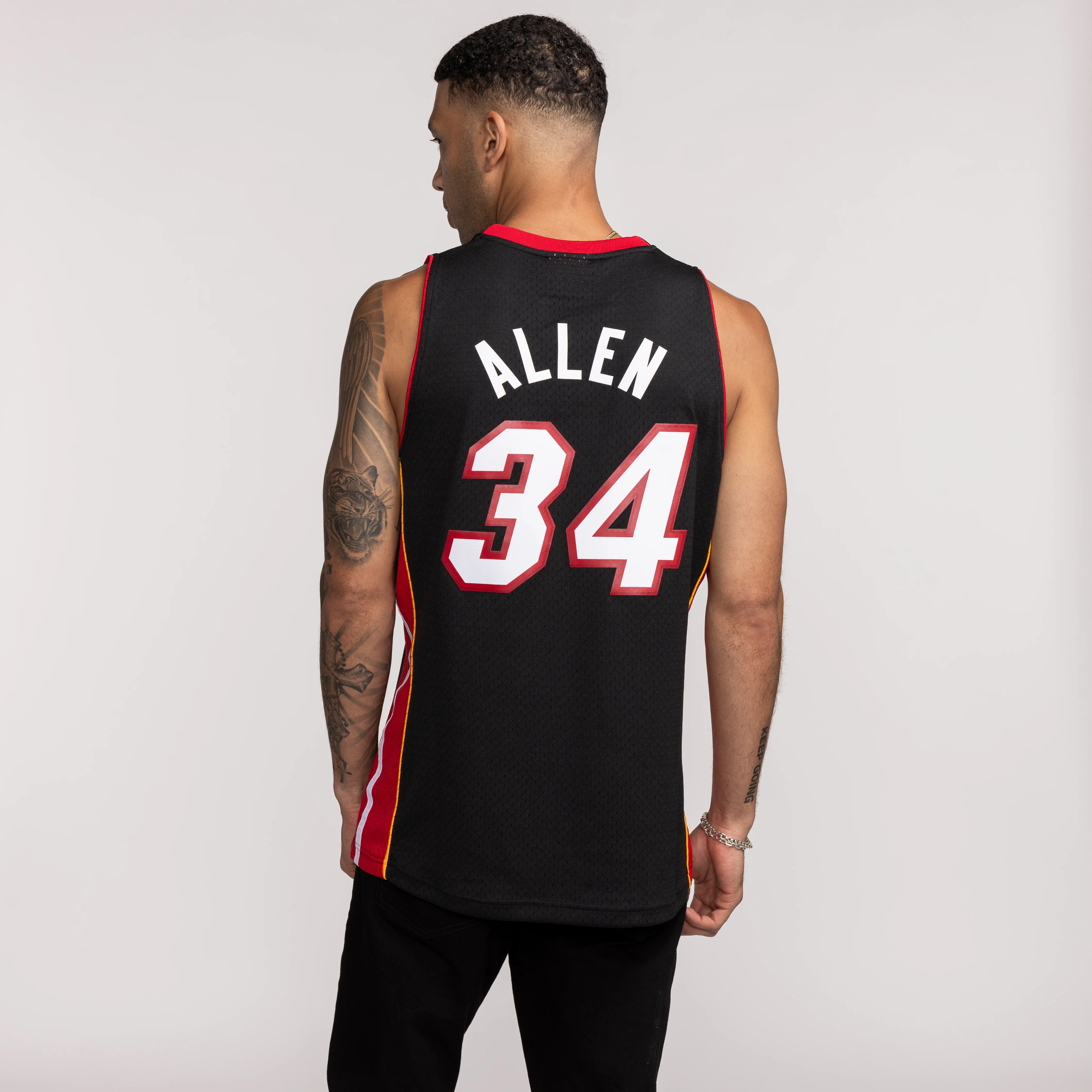 Ray Allen Mitchell & Ness Miami HEAT 2012-13 Swingman Jersey 2 Ray Allen Mitchell & Ness Miami HEAT 2012-13 Swingman Jersey