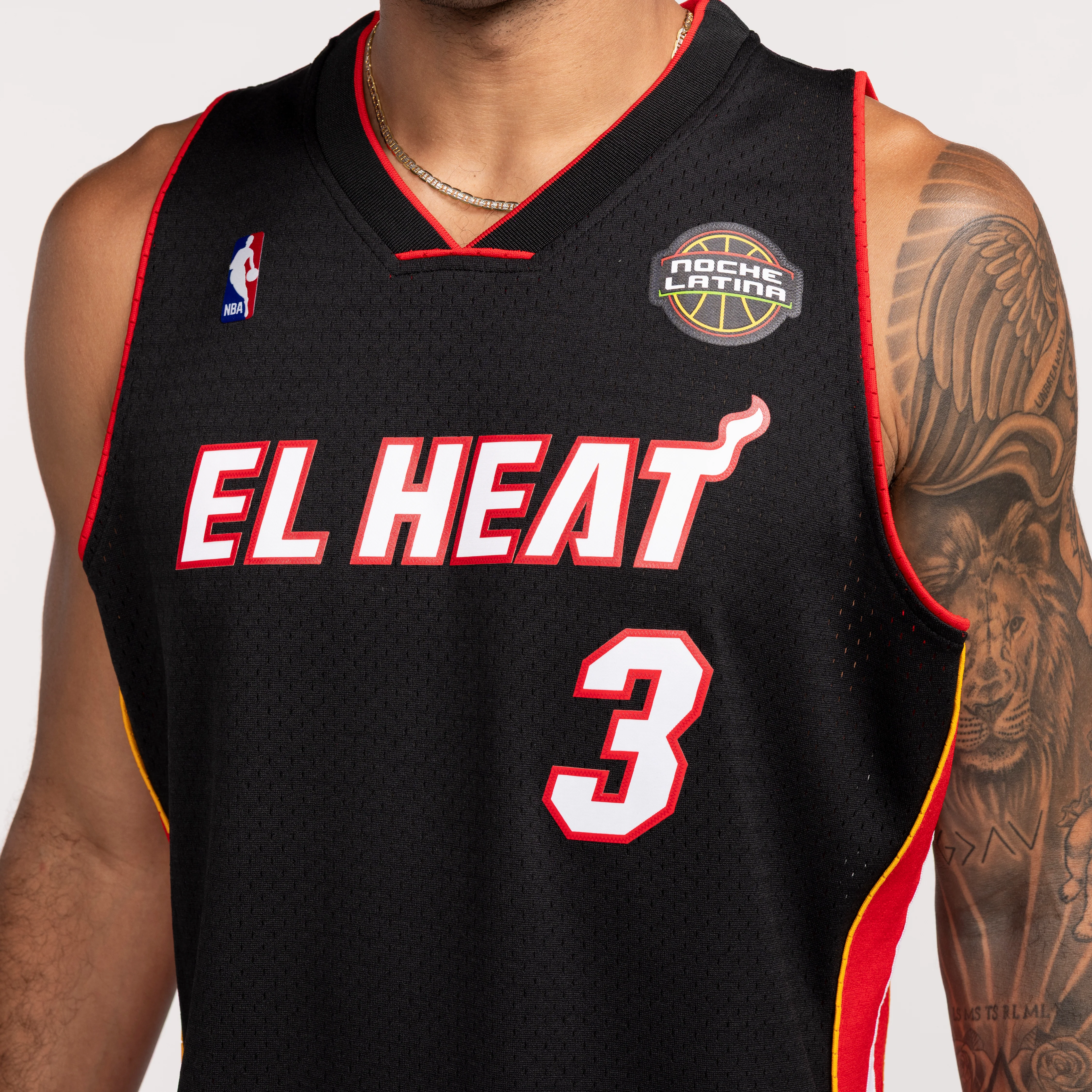 Dwyane Wade Mitchell & Ness 2008-09 EL HEAT Swingman Jersey 3 Dwyane Wade Mitchell & Ness 2008-09 EL HEAT Swingman Jersey