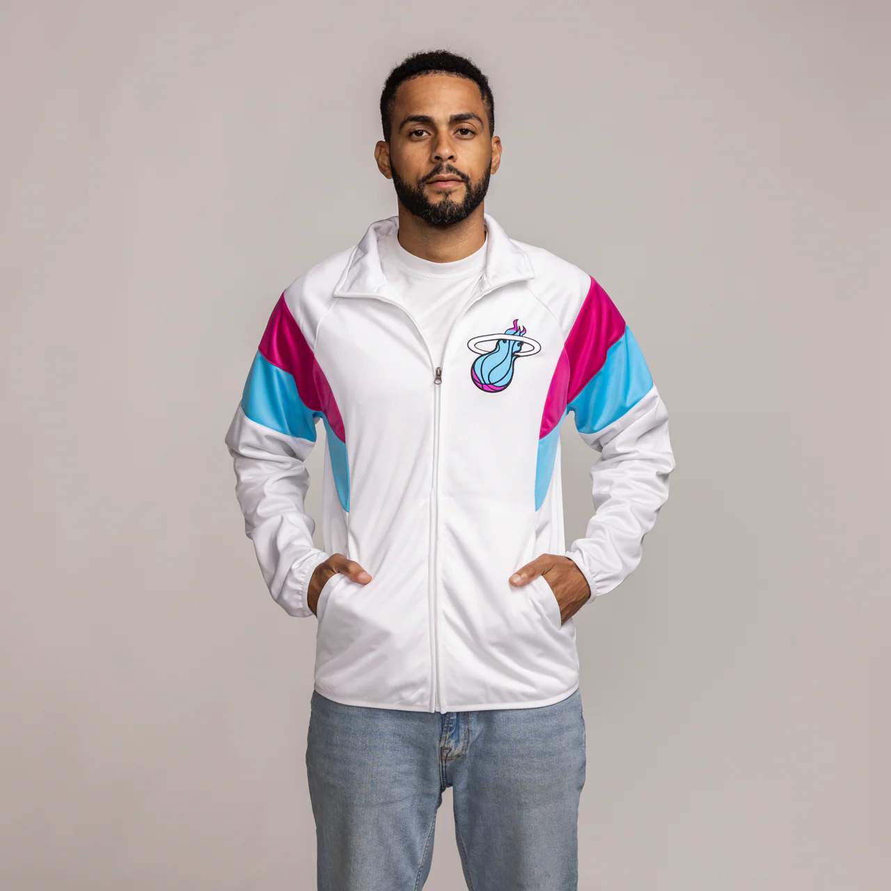 G-III Sports Miami HEAT Original Vice Full Zip Jacket 4 G-III Sports Miami HEAT Original Vice Full Zip Jacket