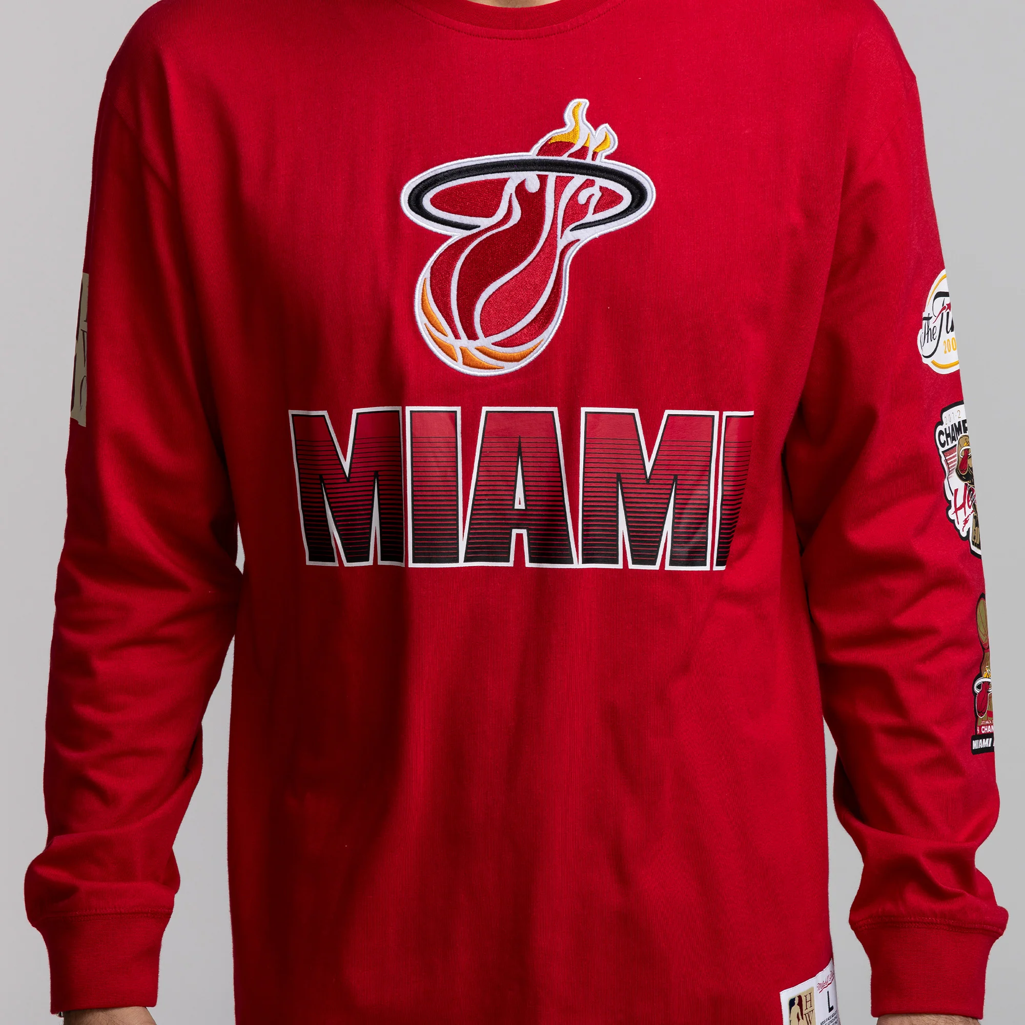 Mitchell & Ness Miami HEAT Allover Vintage Long Sleeve Tee 5 Mitchell & Ness Miami HEAT Allover Vintage Long Sleeve Tee