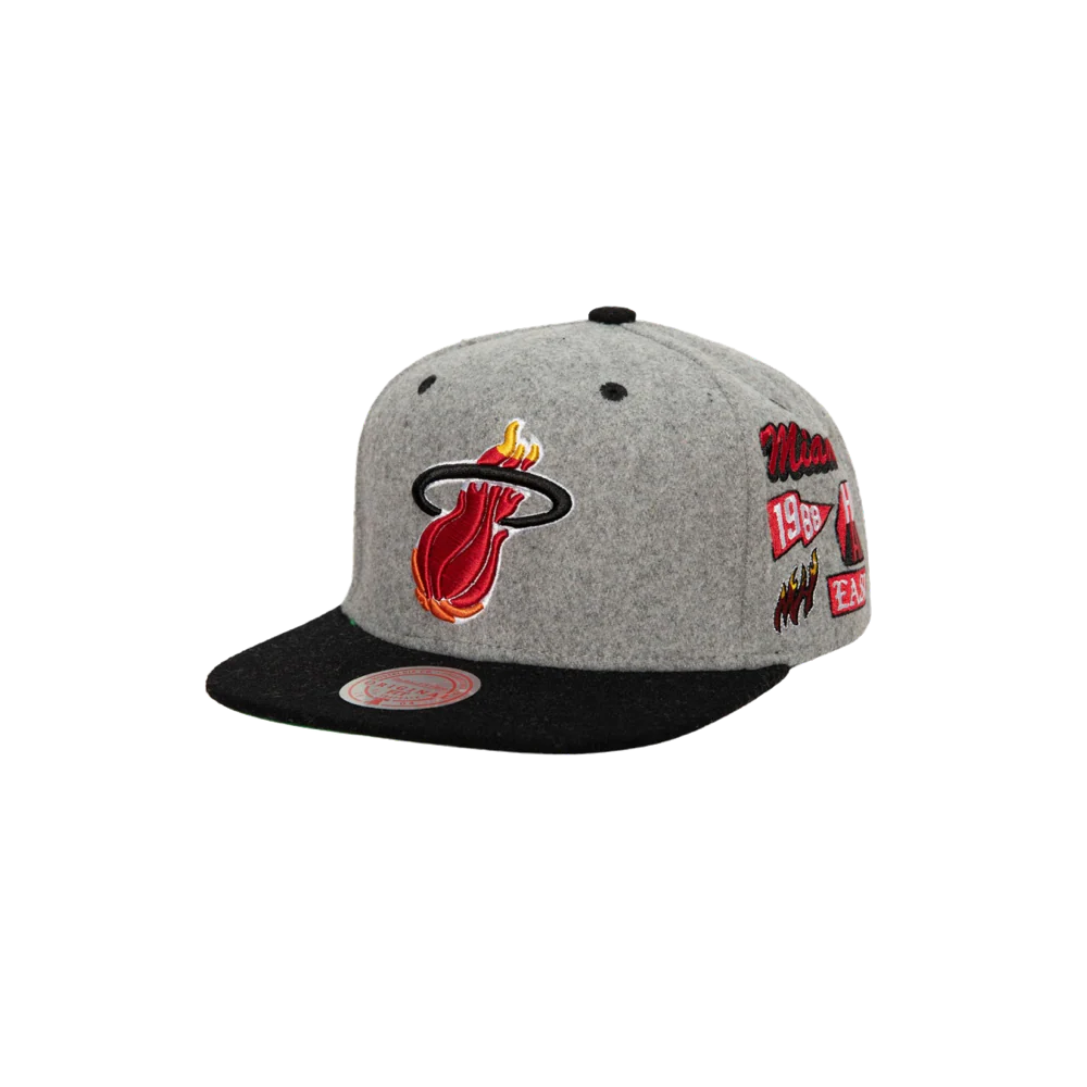 Mitchell & Ness Miami HEAT Melton Patch Snapback