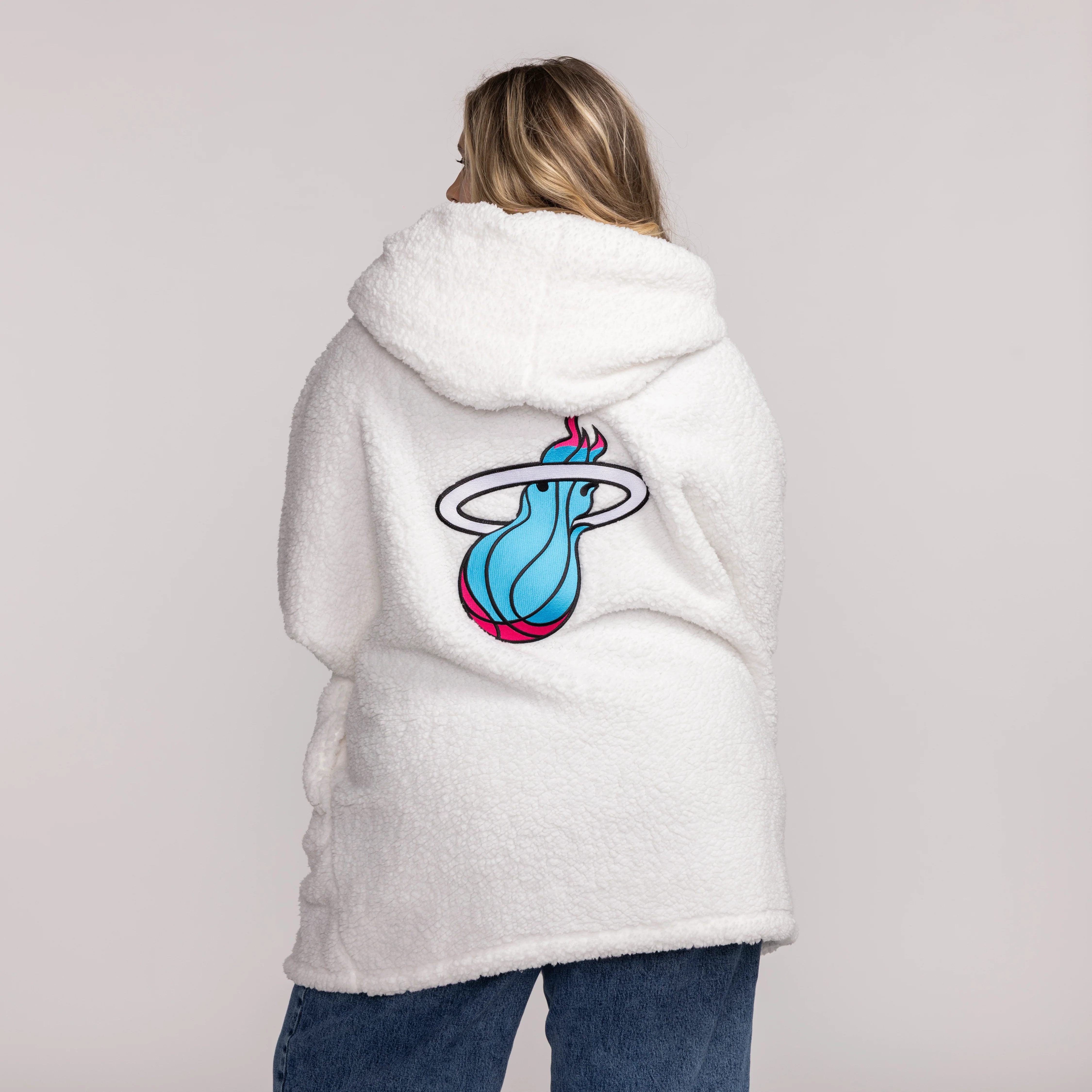 Jill Martin Miami HEAT Original Vice Lounger Plush 2 Jill Martin Miami HEAT Original Vice Lounger Plush