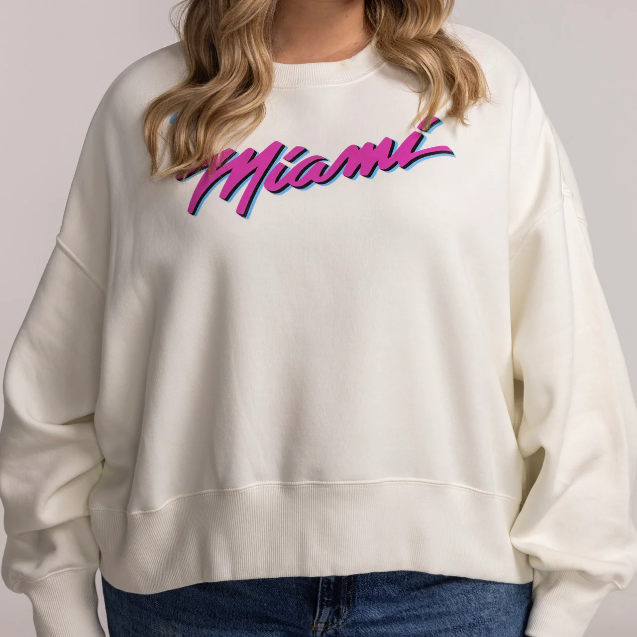 Nike Miami HEAT Original Vice Women's Crewneck 2 Nike Miami HEAT Original Vice Women's Crewneck